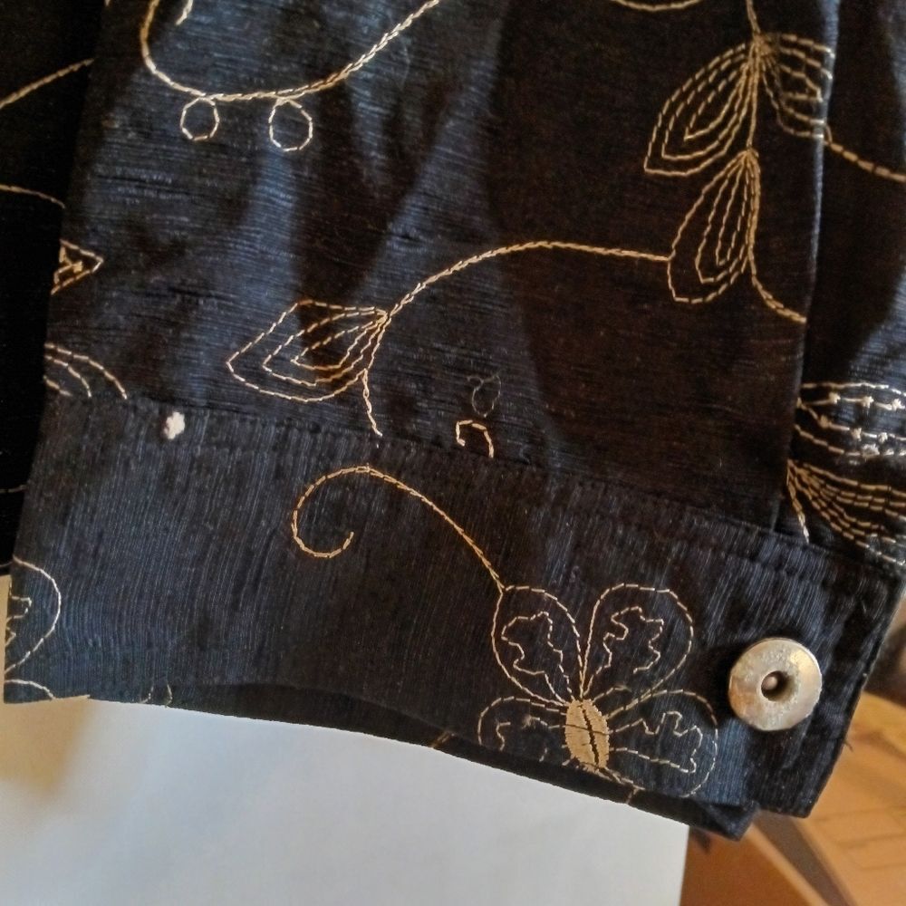 Vintage Black Silk Embroidered Wearable Art Full Button Jacket 3X - Picture 6 of 6